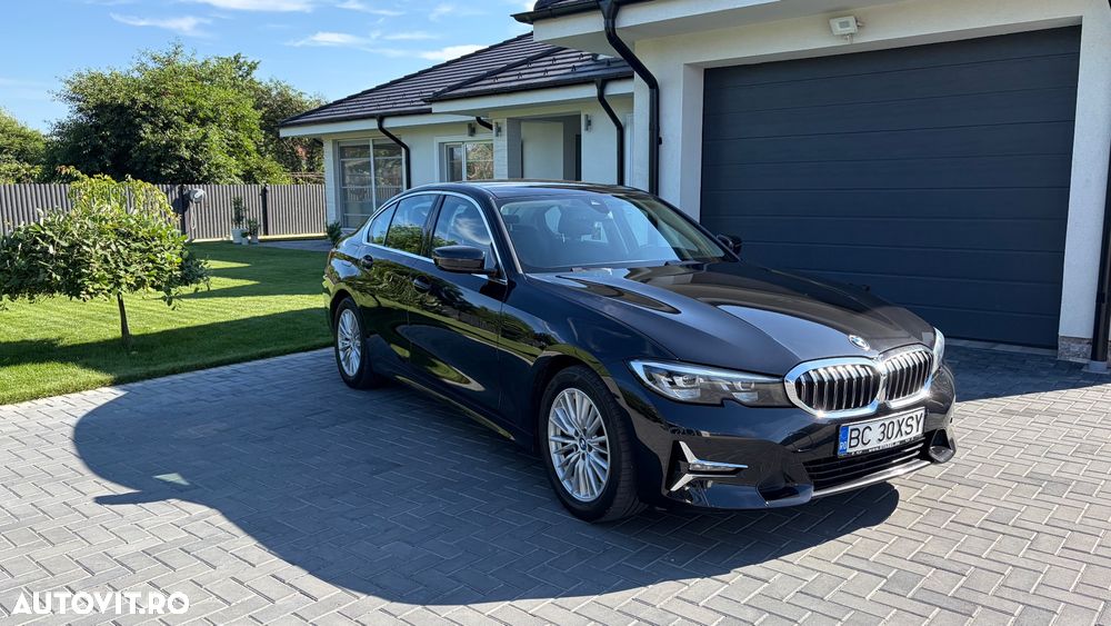 BMW Seria 3 320i Aut. Luxury Line - 2