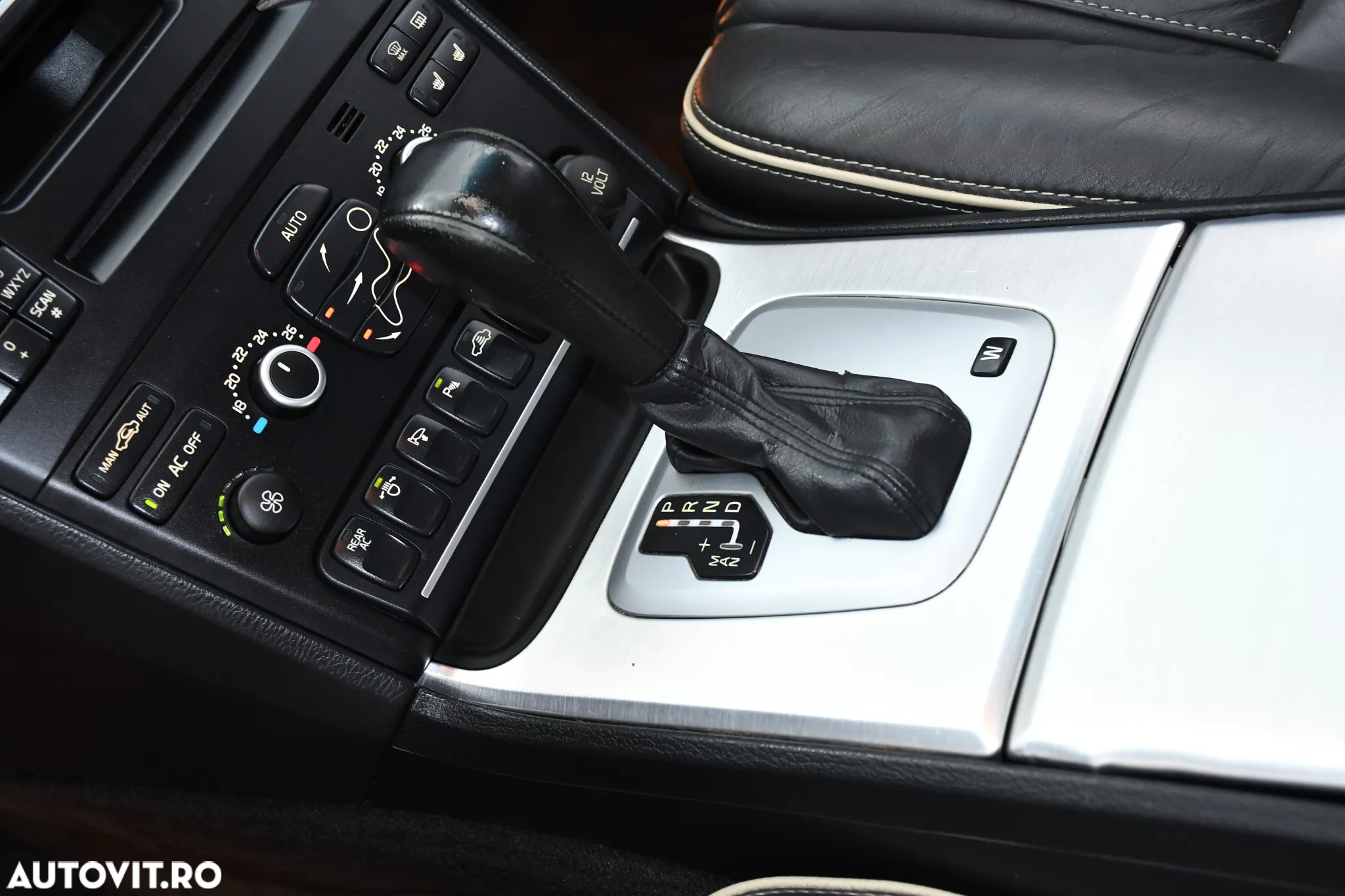 Volvo XC 90 D5 AWD Rdesign - 20