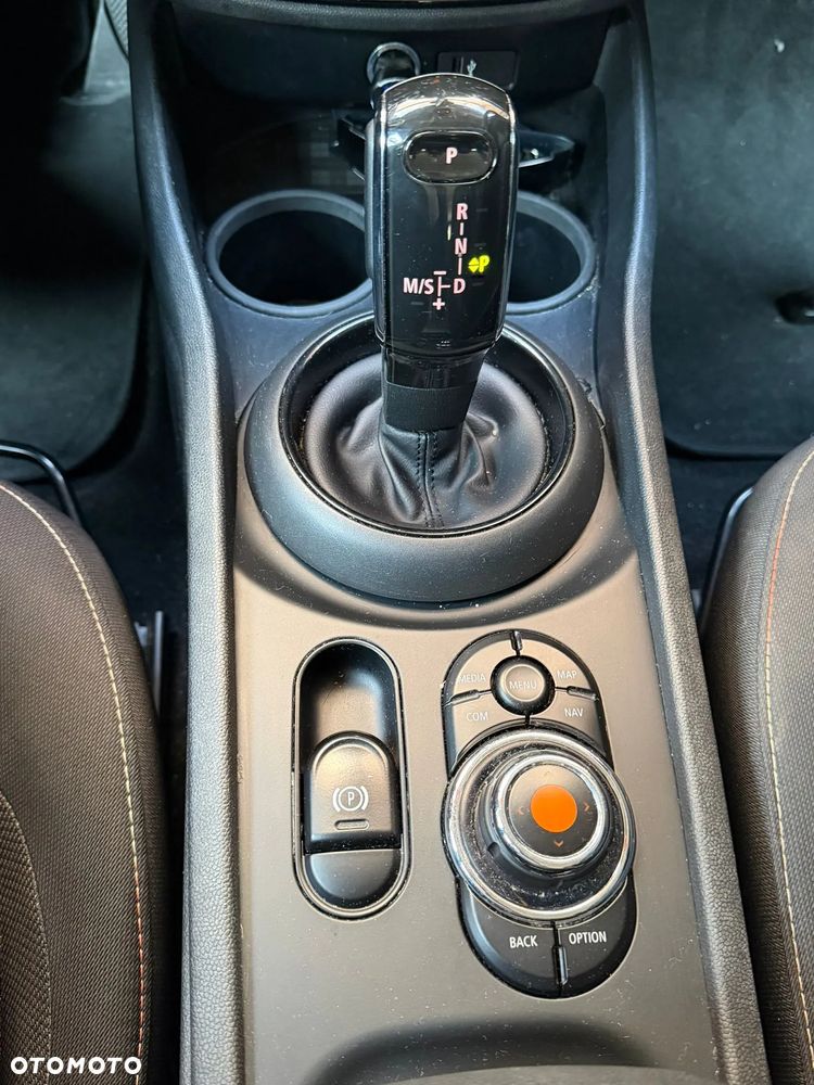 MINI Clubman Cooper - 17