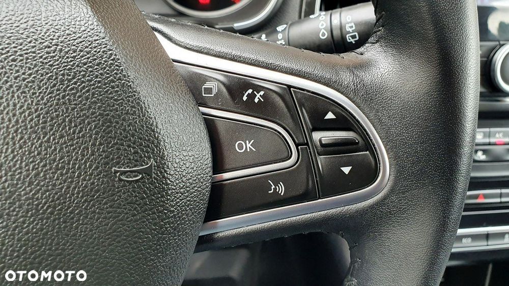 Renault Megane 1.3 TCe FAP Business - 22