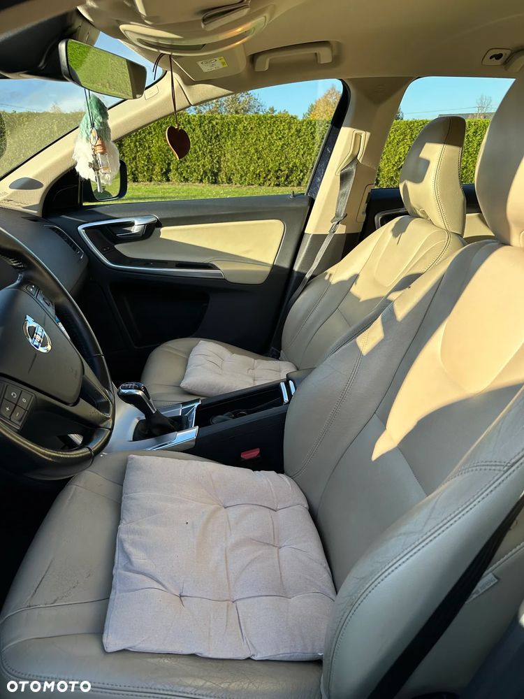 Volvo XC 60 - 10