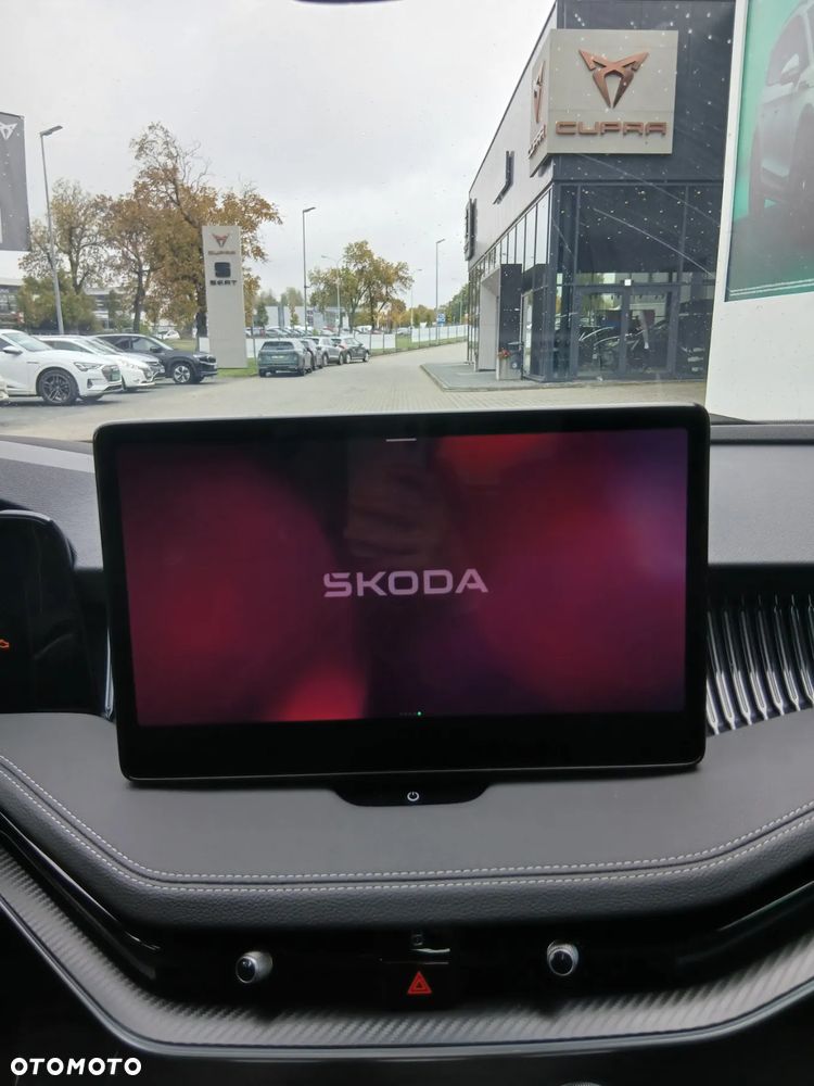 Skoda Superb 2.0 TSI Sportline DSG - 13