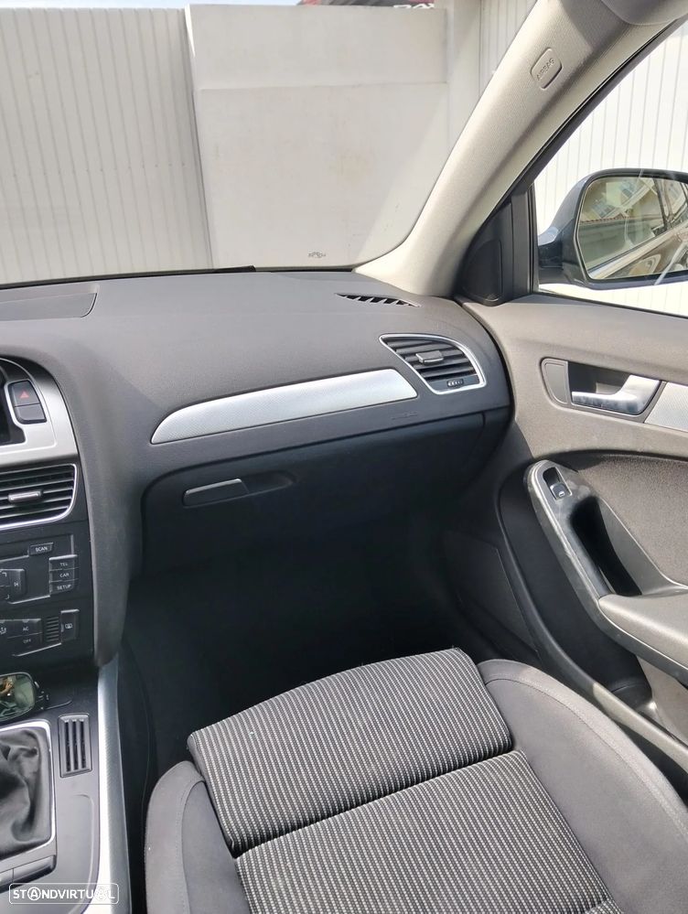 Audi A4 Avant 2.0 TDI - 17