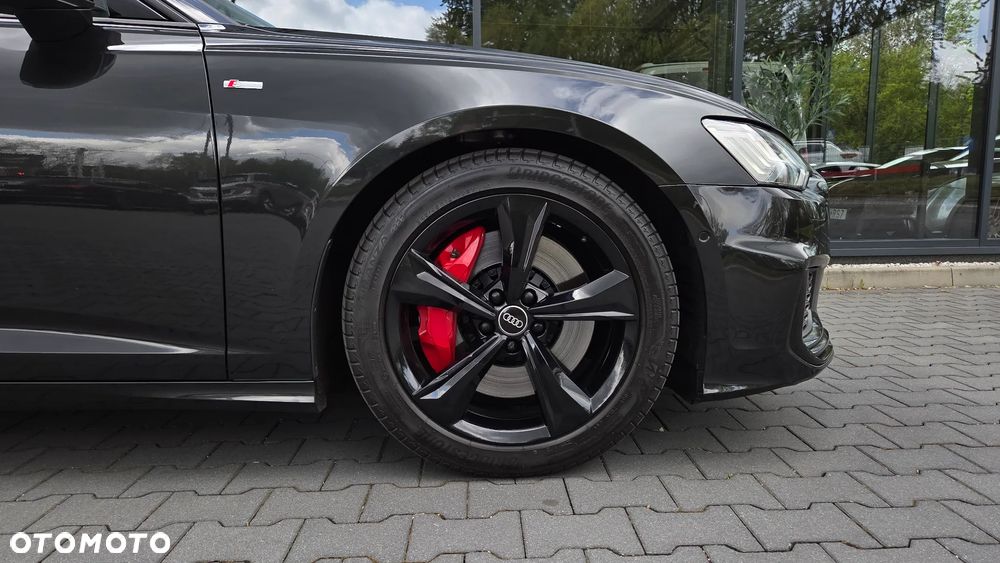 Audi A6 Avant 55 TFSI e quattro S tronic S line - 35