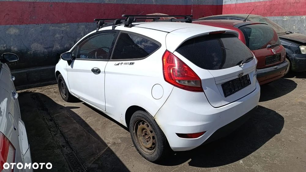 35455 ford fiesta mk7 1.4 tdci na części lakier H9 - 18
