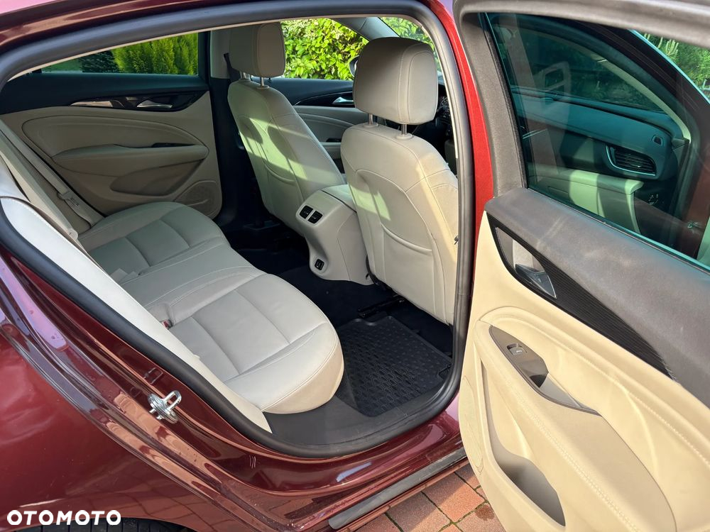 Opel Insignia 1.5 T Innovation S&S - 26