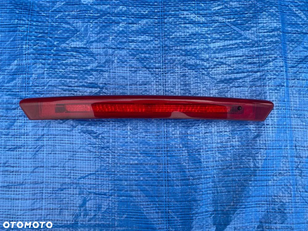 LAMPA TRZECIE ŚRODKOWE ŚWIATŁO STOPU FORD MONDEO MK5 2015 KOMBI EUROPA - 1