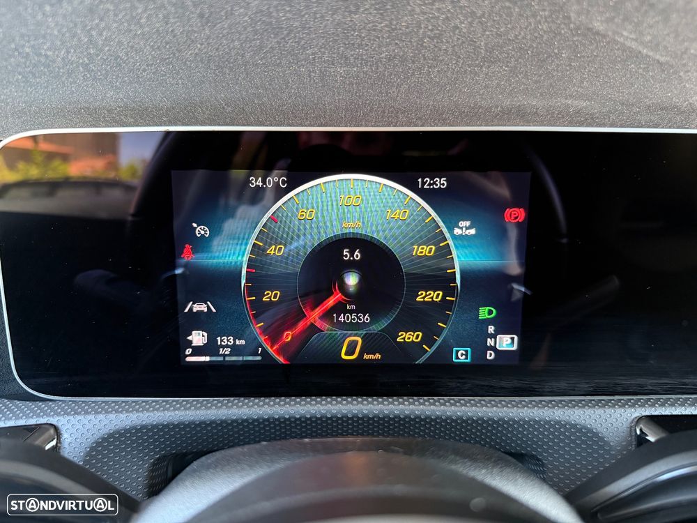 Mercedes-Benz A 180 7G-DCT AMG Line - 20