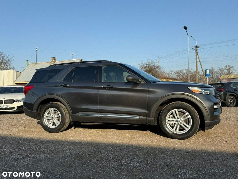 Ford Explorer - 4