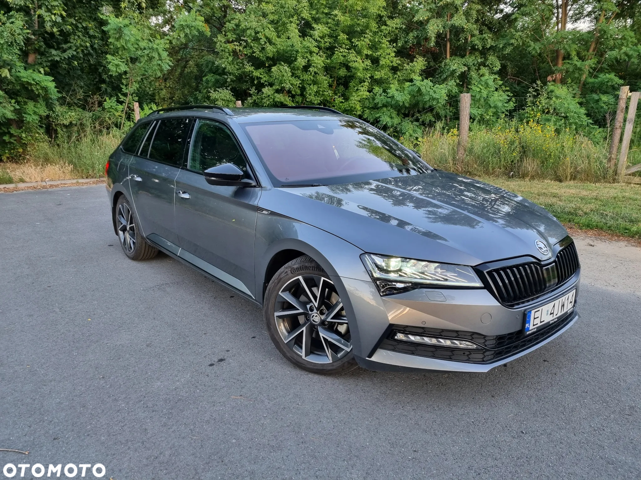 Skoda Superb 2.0 TSI Sportline DSG - 5