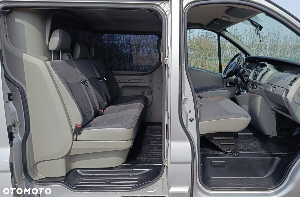 Opel VIVARO - 17