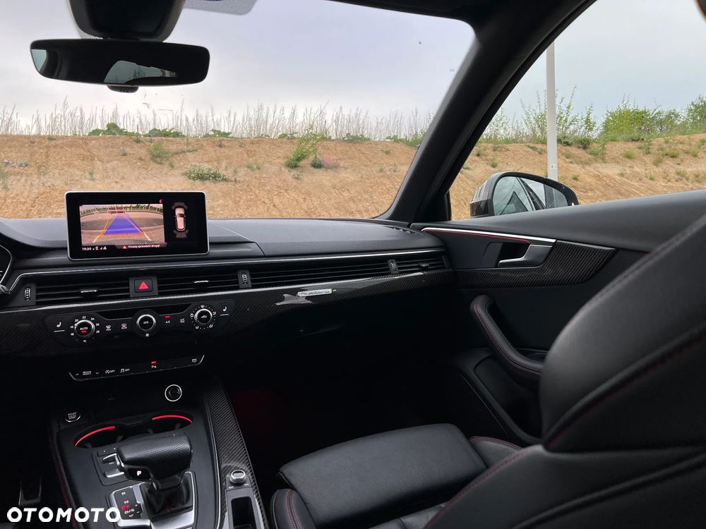 Audi A4 Avant 2.0 TDI S tronic quattro sport - 9