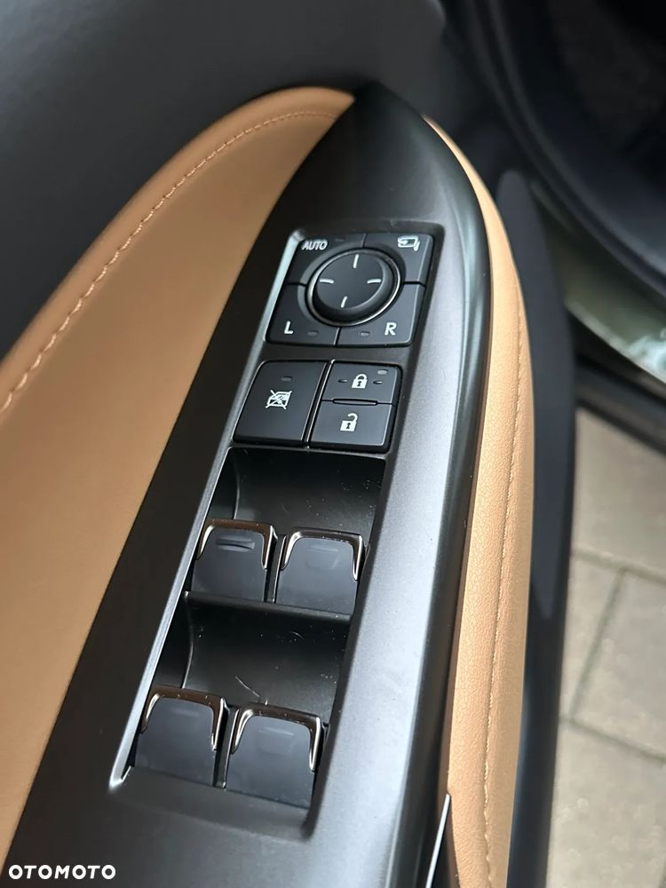 Lexus NX 350h Prestige 2WD - 15