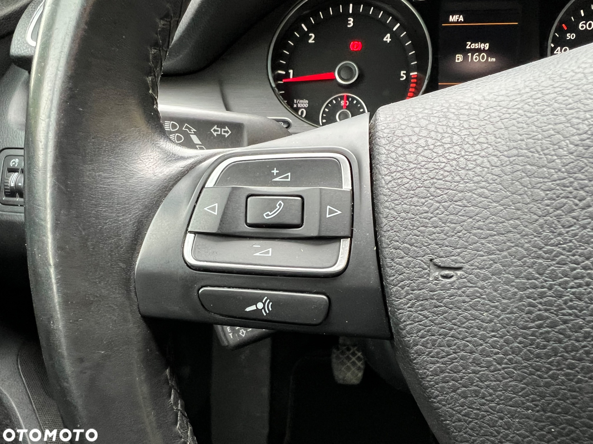 Volkswagen Passat Variant 2.0 Blue TDI SCR Comfortline - 12