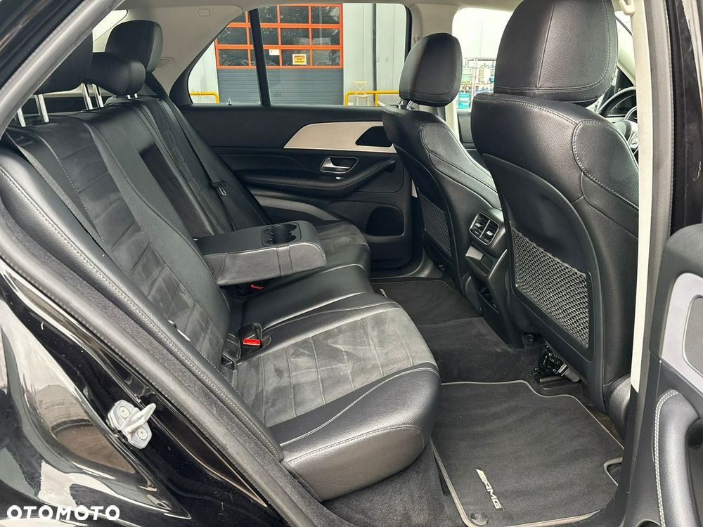 Mercedes-Benz GLE 300 d 4Matic 9G-TRONIC AMG Line - 17