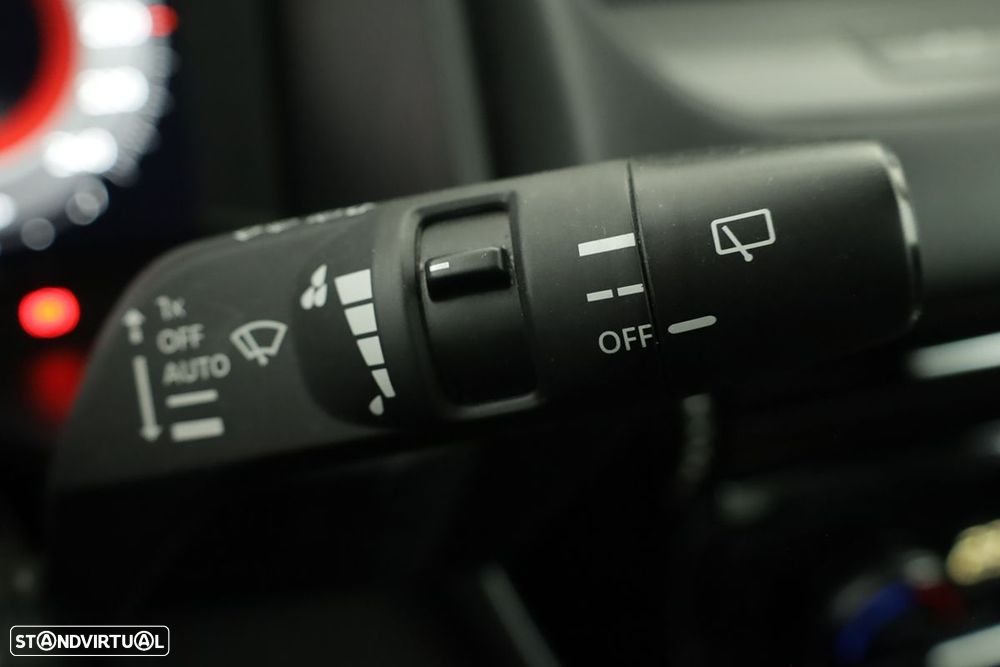 Nissan Qashqai 1.3 DIG-T N-Connecta - 18