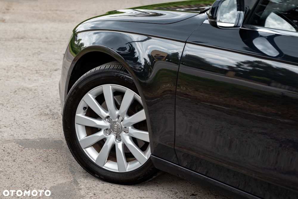 Audi A4 Avant 2.0 TDI DPF multitronic Attraction - 15