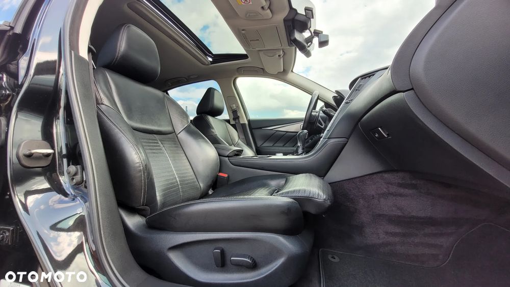 Infiniti Q50 2.2d Sport Sound Studio by Bose - 23