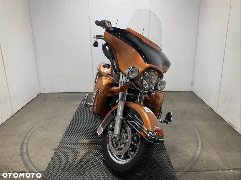 Harley-Davidson Touring Electra Glide - 11