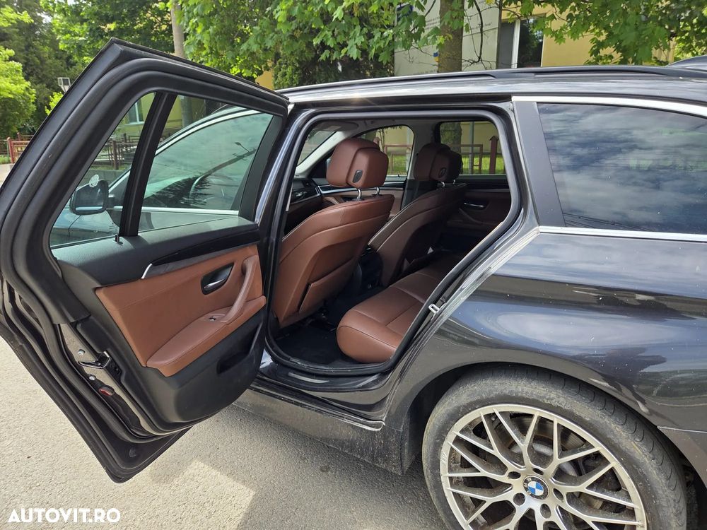BMW Seria 5 520d Aut. Luxury Line - 11