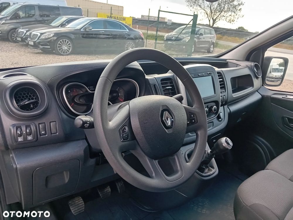 Renault Trafic - 19