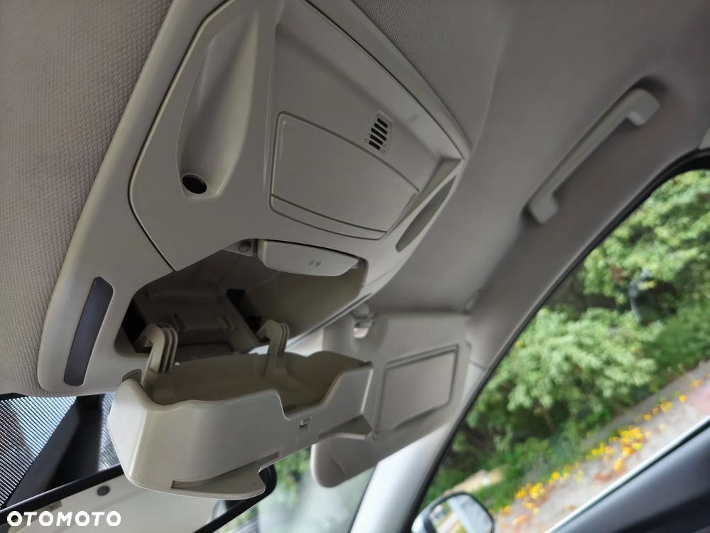 Ford Focus 1.6 TDCi DPF Titanium - 17