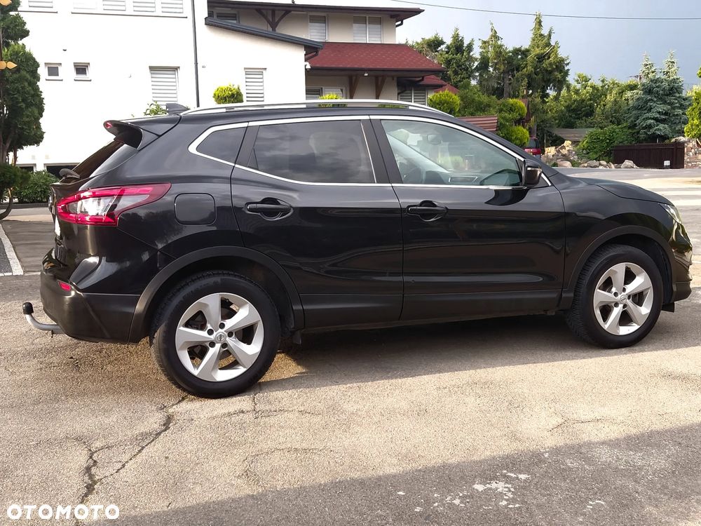 Nissan Qashqai - 10