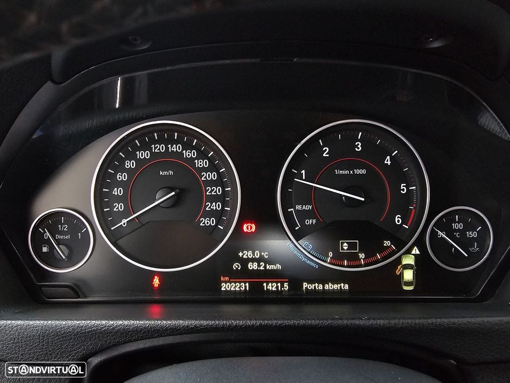 BMW 318 d Pack M - 24
