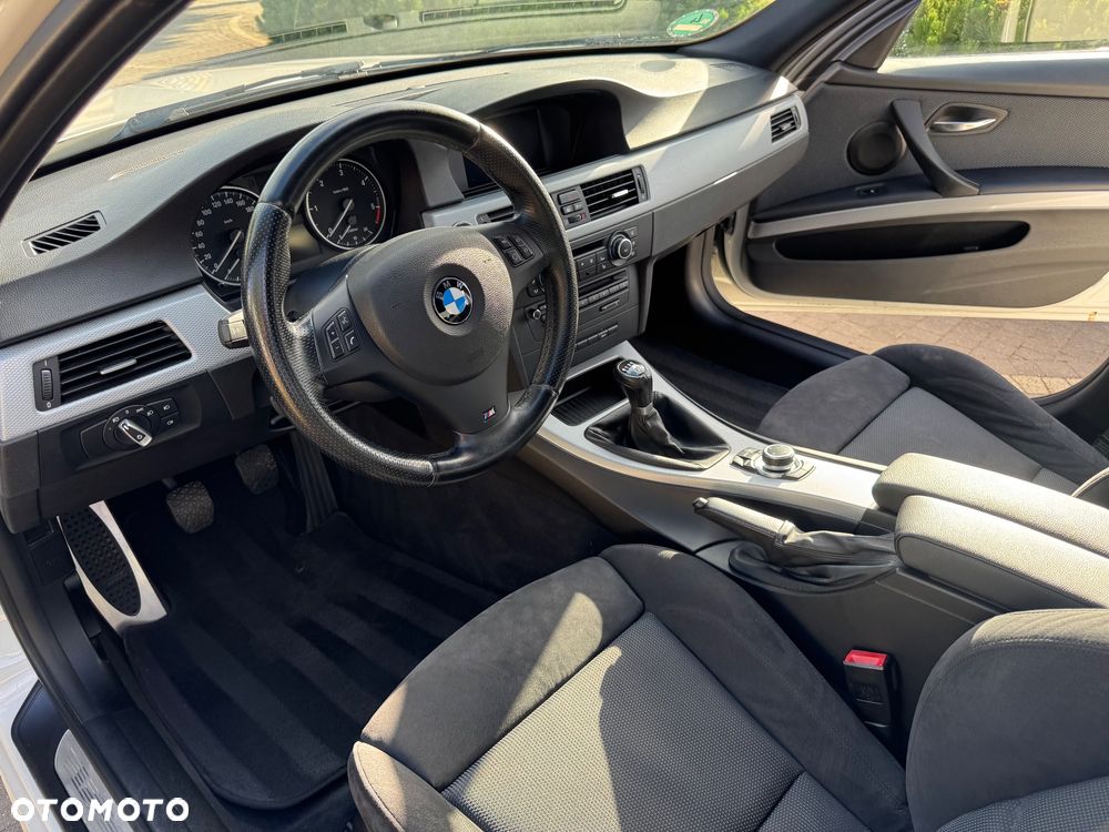 BMW Seria 3 320d M Sport EU6 - 18