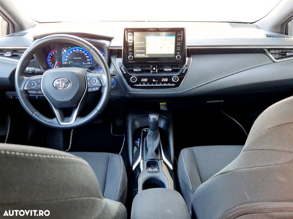 Toyota Corolla - 11