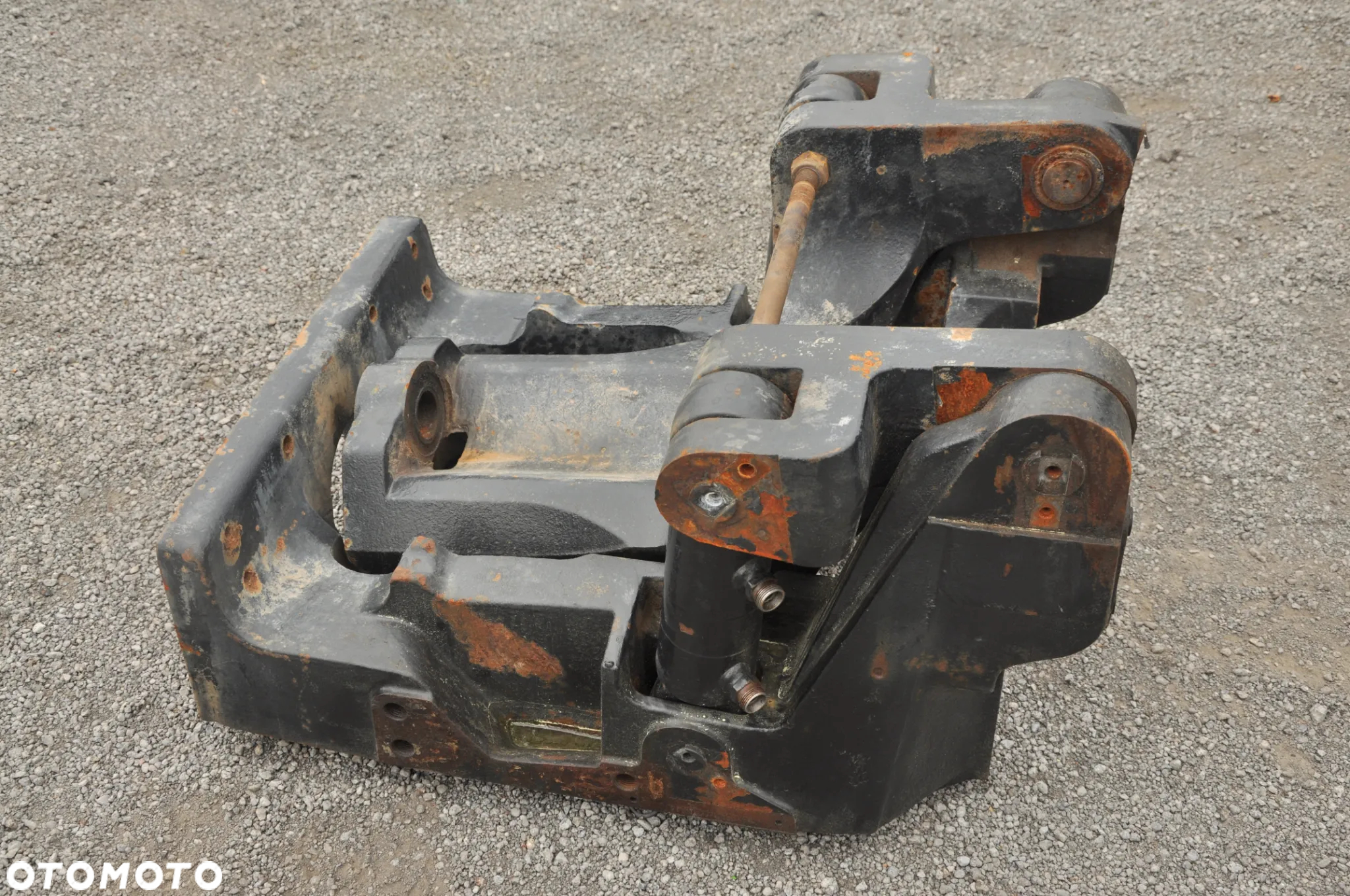 Wspornik kołyska rama Deutz Fahr M620 - 4
