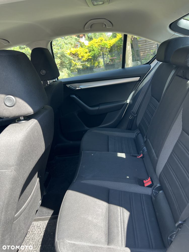 Skoda Octavia 1.4 TSI Ambition - 16