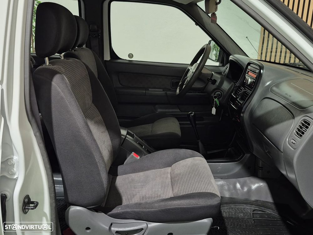 Nissan Pick Up D22 2.5 - 5 LUGARES - 2010 | GARANTIA | NACIONAL - 24