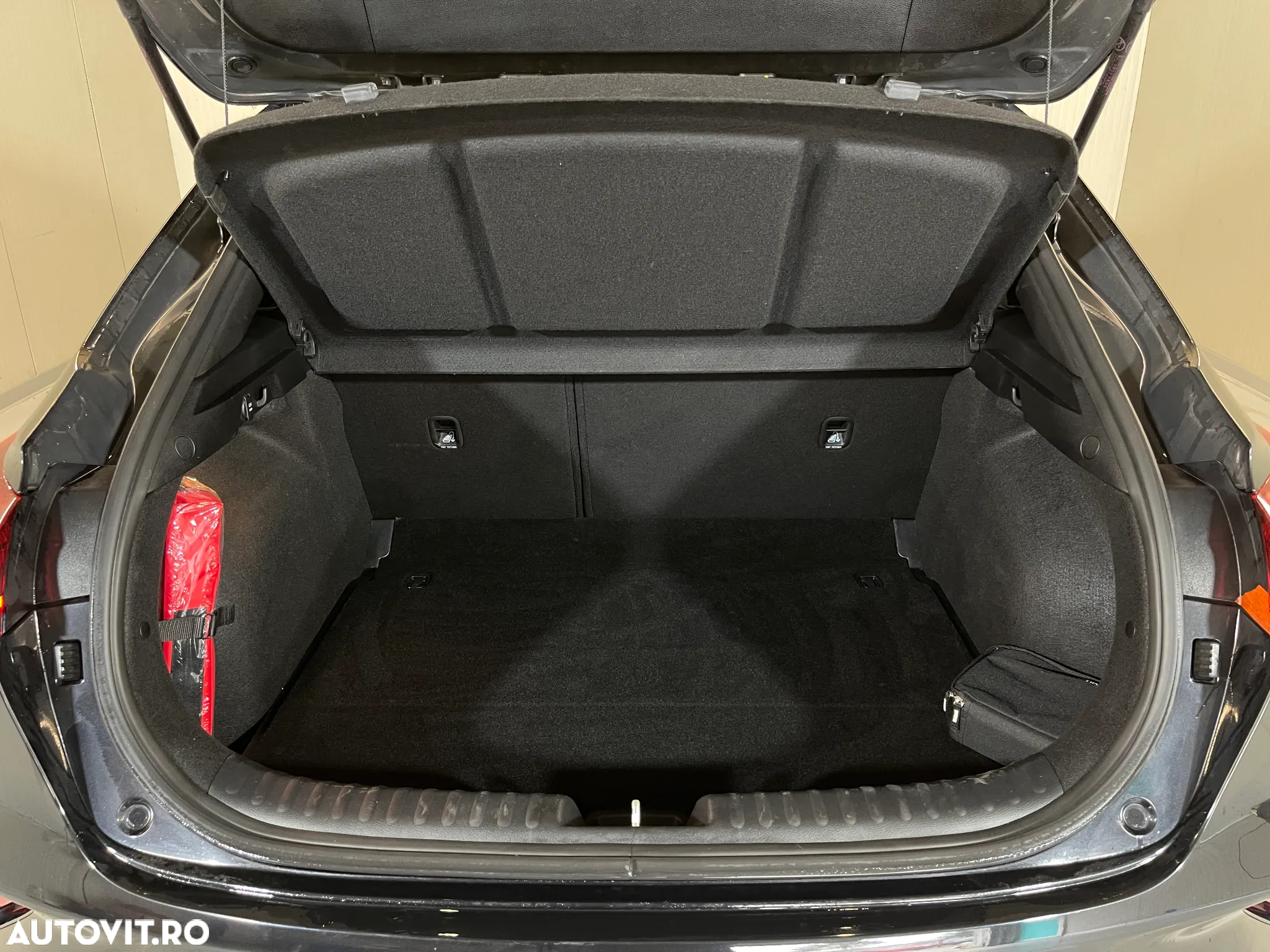 Kia XCeed 1.6 DSL MHEV HP 7DCT Style+ - 11