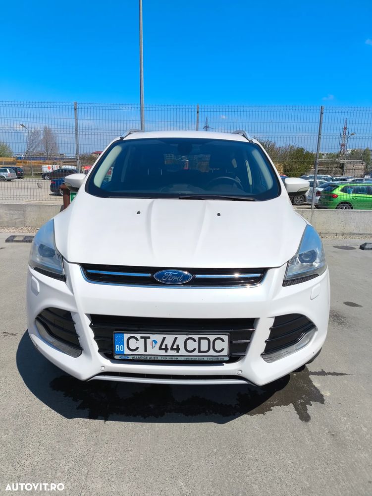 Ford Kuga - 1