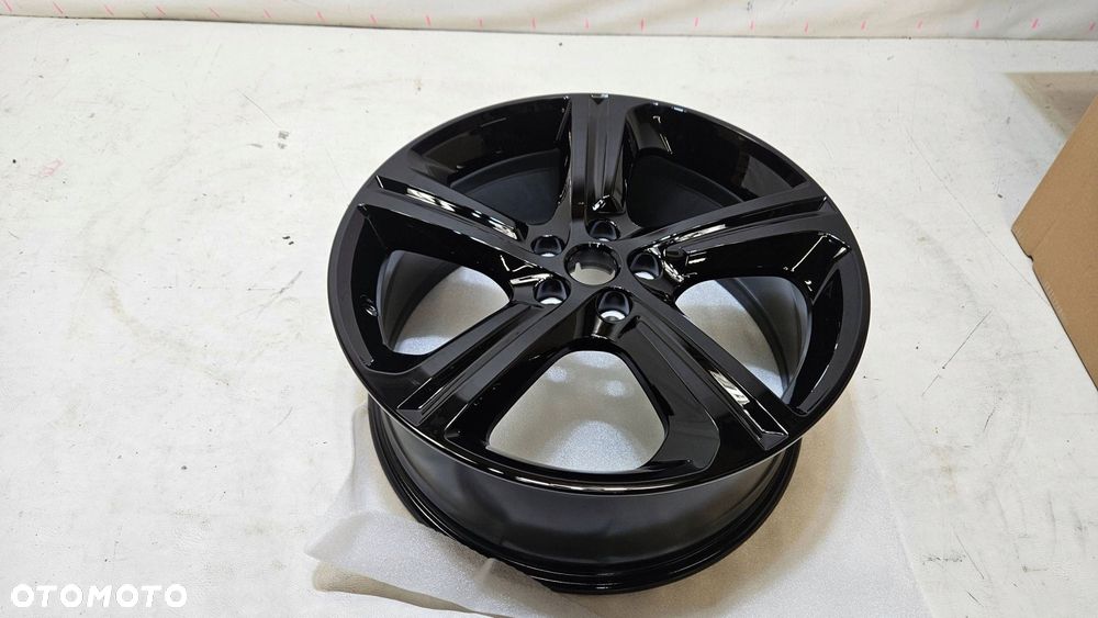 felga alumniowa jaguar xj xf 19'' 8j et45 5x108 gx6m-1007-bb nowa - 4