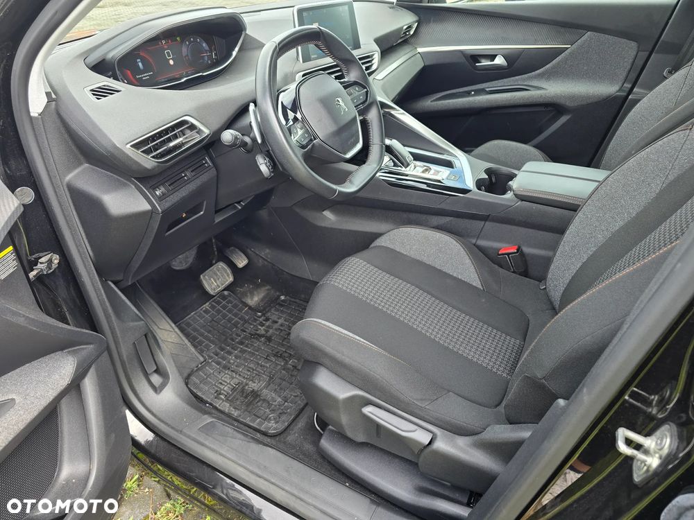 Peugeot 3008 1.2 PureTech Active S&S EAT8 - 9