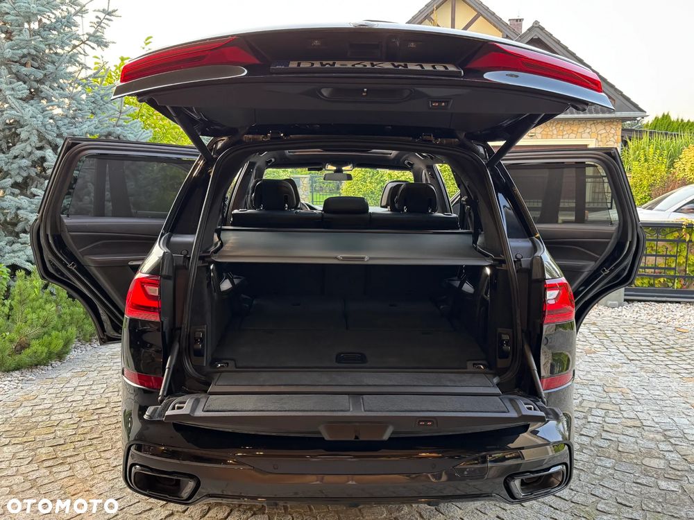 BMW X7 M50d sport - 8