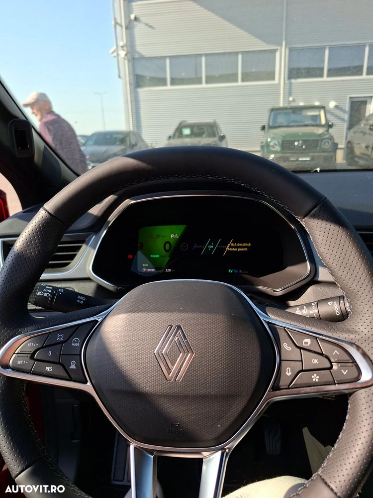 Renault Symbioz - 5