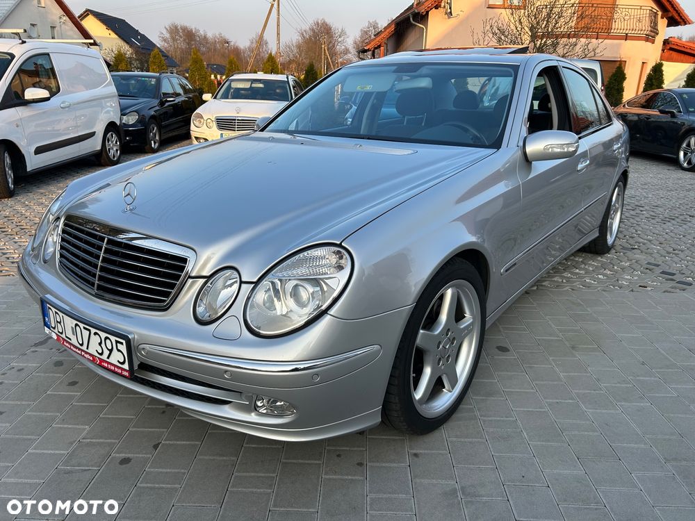 Mercedes-Benz W111 - 2