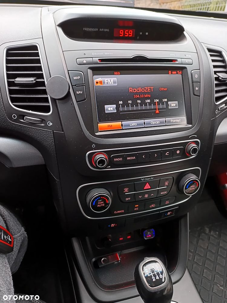 Kia Sorento 2.0 CRDI XL 7os - 17