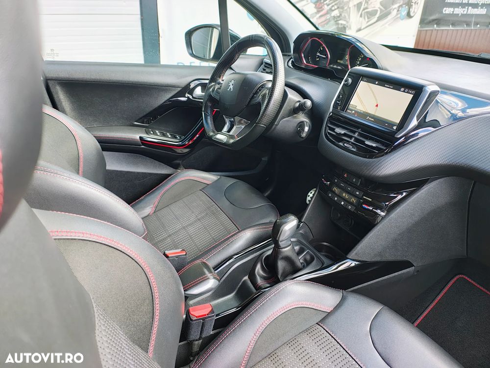 Peugeot 2008 PureTech 110 Stop&Start GT-Line Edition - 15