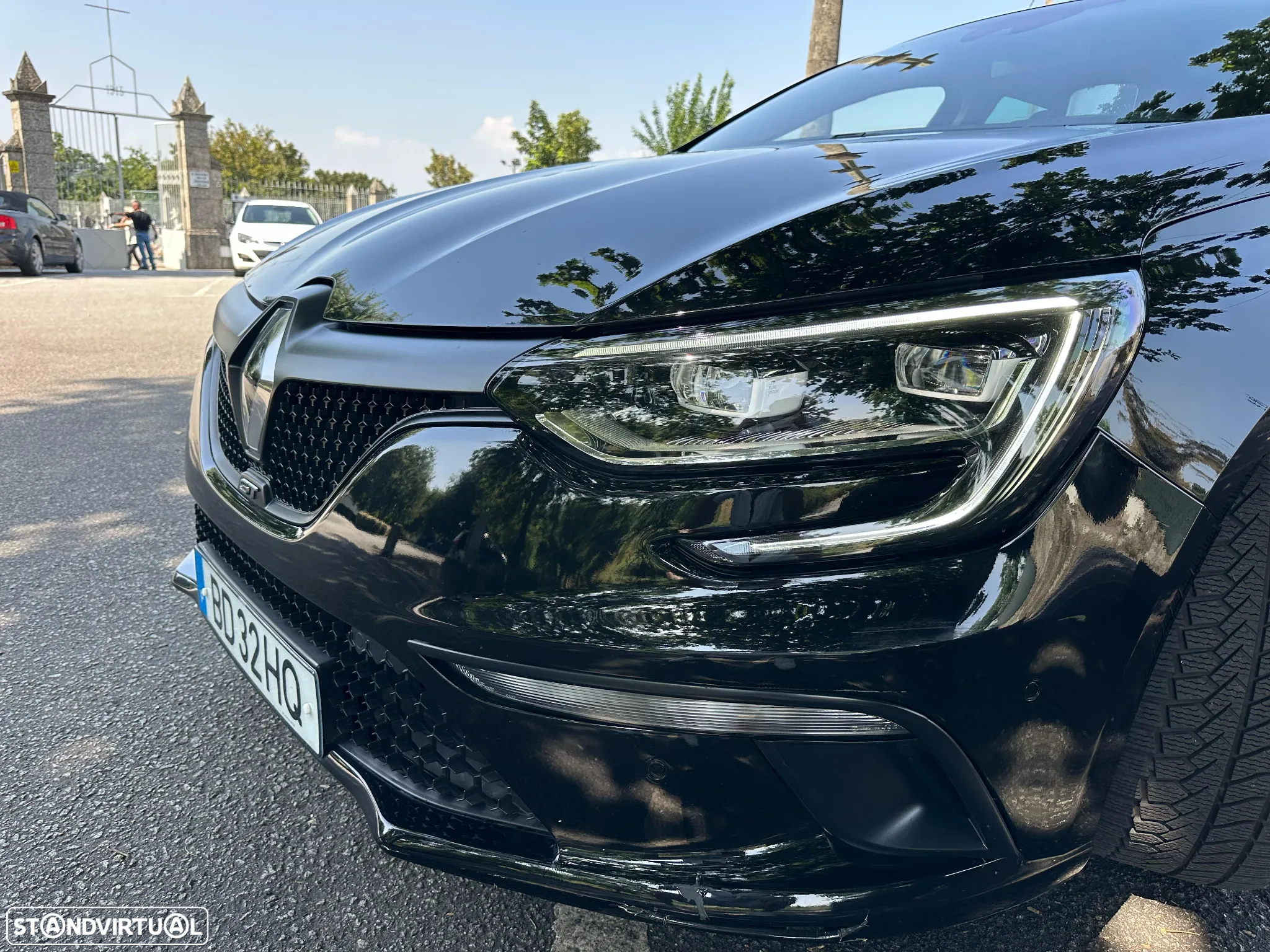 Renault Mégane ENERGY TCe 205 EDC GT - 16