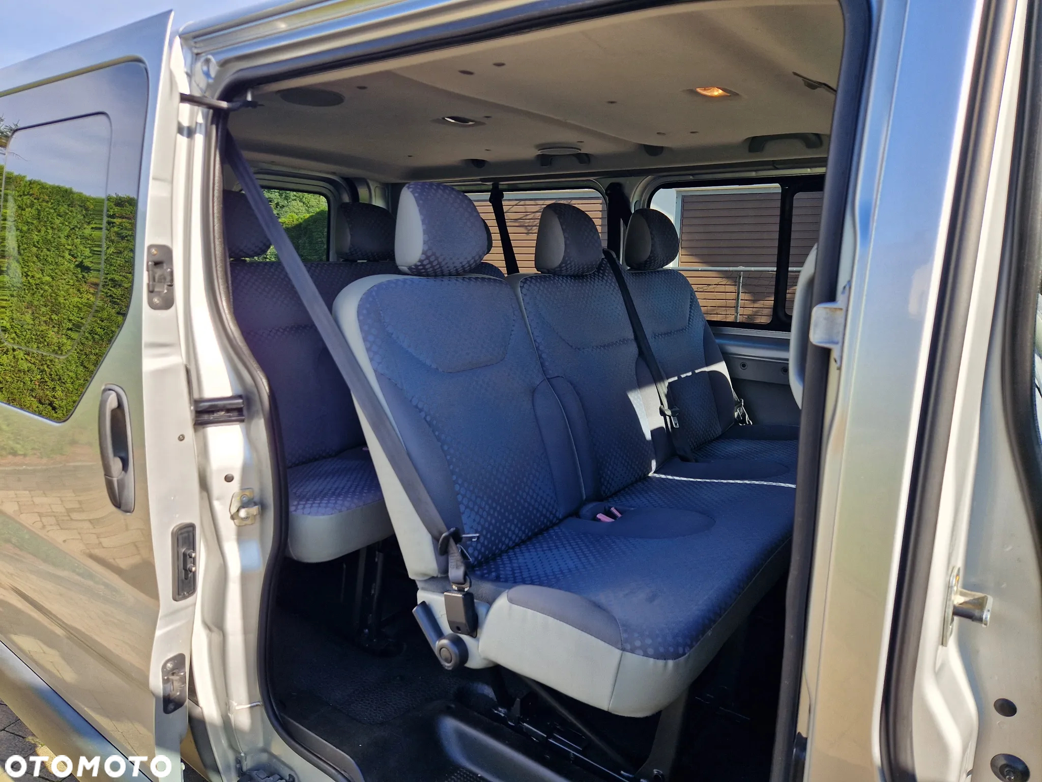 Renault Trafic 2.0 dCi 115 Passenger FAP L2H1 Expression - 9