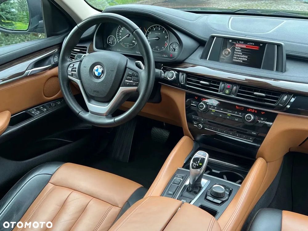 BMW X6 xDrive50i - 22