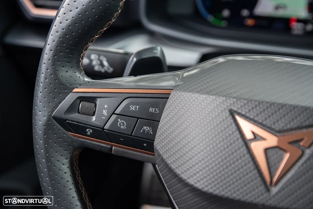 Cupra Leon ST 1.4 e-Hybrid MID DSG - 29