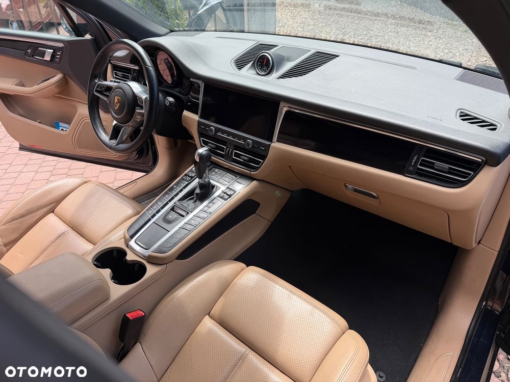 Porsche Macan - 18