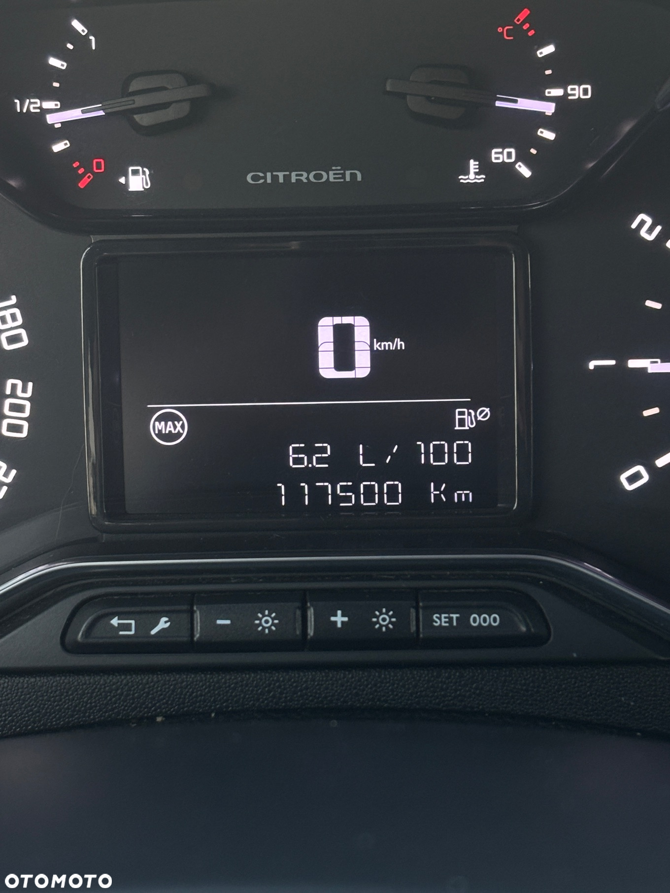 Citroën C3 1.2 PureTech Shine - 28