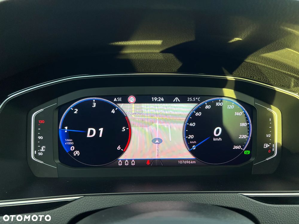 Volkswagen Passat 2.0 TDI EVO Business DSG - 16