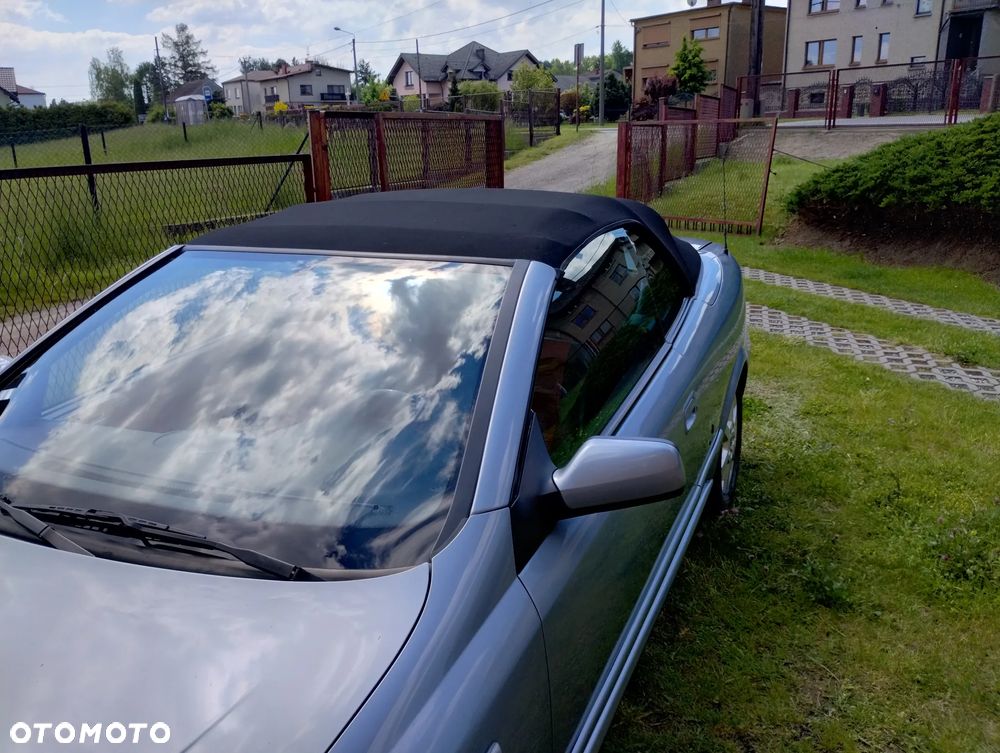 Opel Astra 1.8 16V Linea Rossa - 11